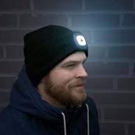 Lue med LED-lampe